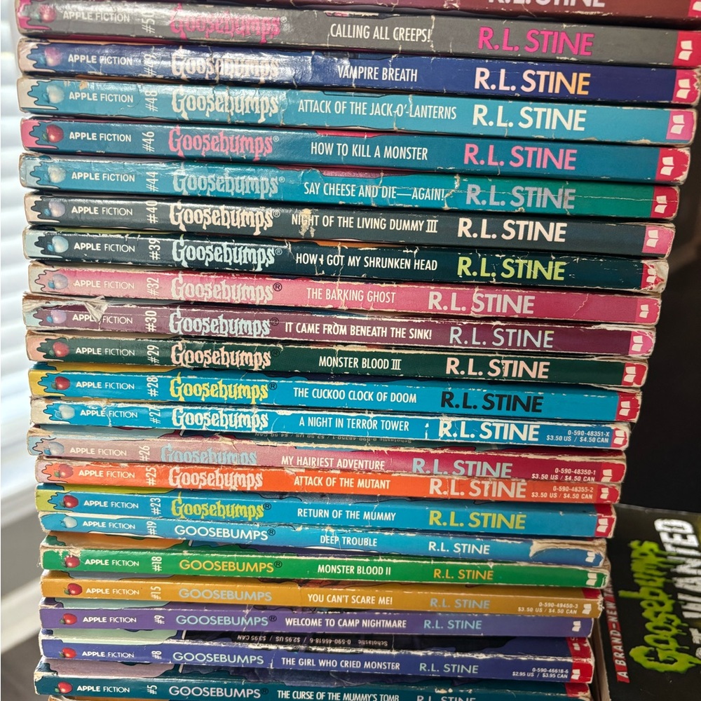 Goosebumps Book Set by R.L. Stine - Multicolor